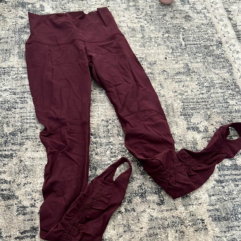 Maroon lululemon leggings